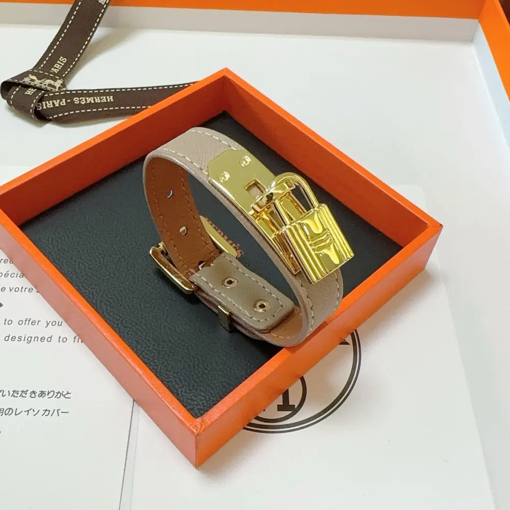 New product on sale The latest Hermès bracelets and bracelets
