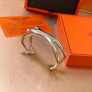 Hermes Same style for men and women