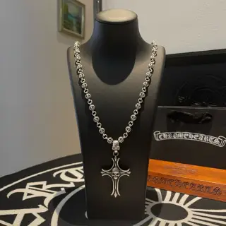 Chrome Hearts Classic Retro Scout Flower Ball Multi-element Necklace Skull Cross Pendant