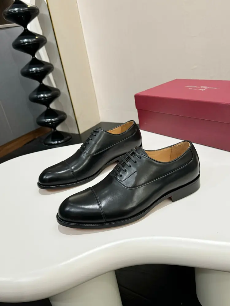 Salvatore Ferragamo Ferragamo classic men’s business leather shoes