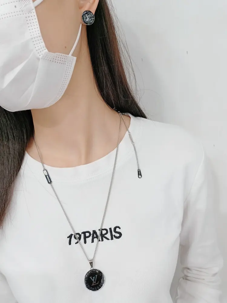 Louis Vuitton Necklace Earrings