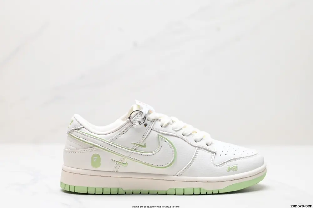 Nike NK Dunk Low Retro “DIY high-end customization” Sneakers CF3688-010