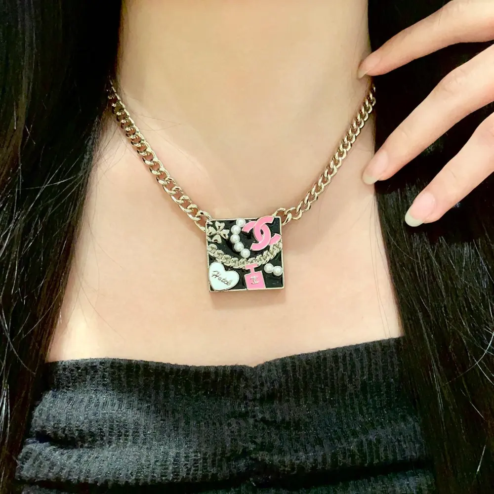 Chanel vintage necklace