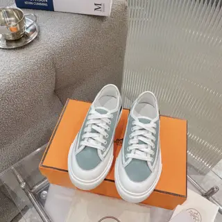 Hermès latest casual white shoes