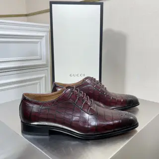 Gucci men’s lace-up shoes