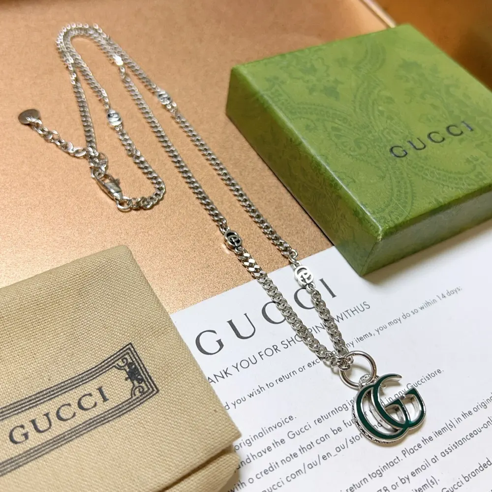 GucciThe latest Gucci necklace with a higher grade chain