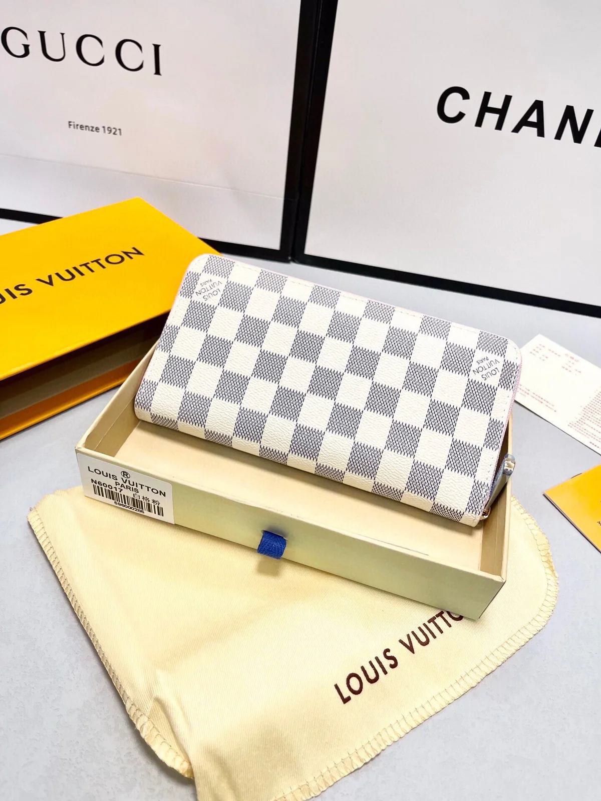 Louis Vuitton Wallet