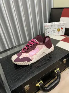 DOLCE & GABBANA high-end men’s sports and casual shoes. Original goods from top counters