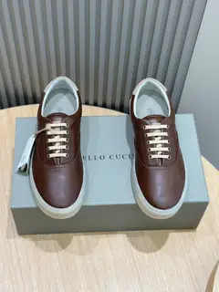 Brunello Cucinelli men’s sports shoes. This pair of flat sports shoes