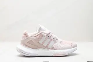 adidas DAY JOGGER Shoes FW0239