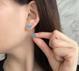 Van Cleef & Arpels High-end Blue Chalcedony Mini Butterfly Earrings