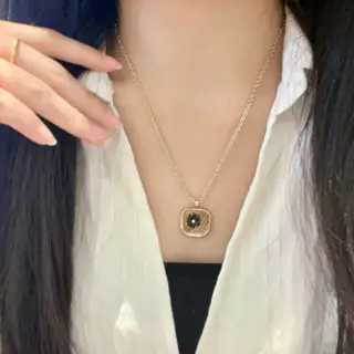 Chanel vintage necklace