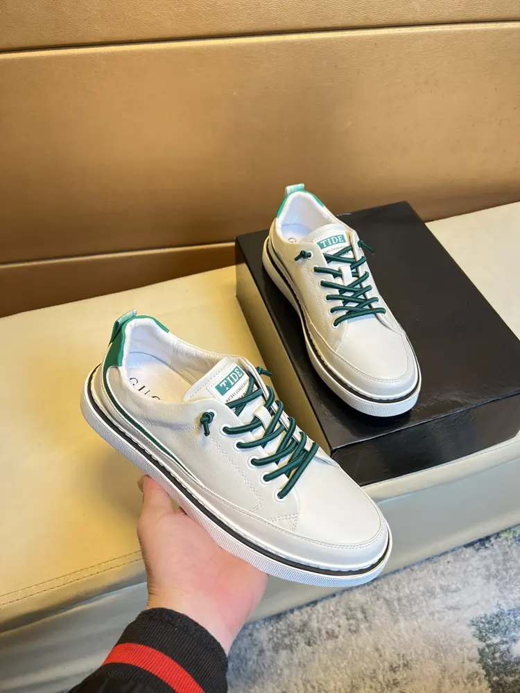 Gucci sneakers. Counter purchase Casual Original leather imported from Italy