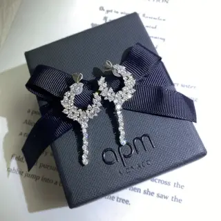 Apm monaco water drop shining earrings ear studs light luxury fresh diamond banquet wedding