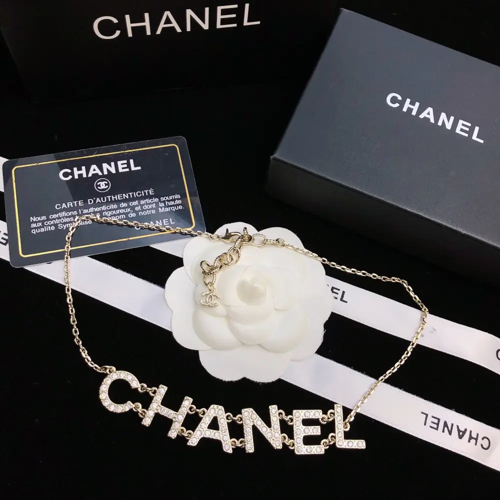 Chanel vintage double C necklace