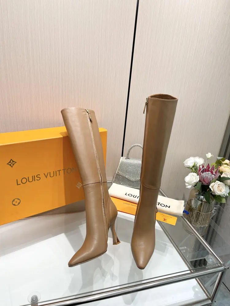 Louis Vuitton show style 16-inch boots