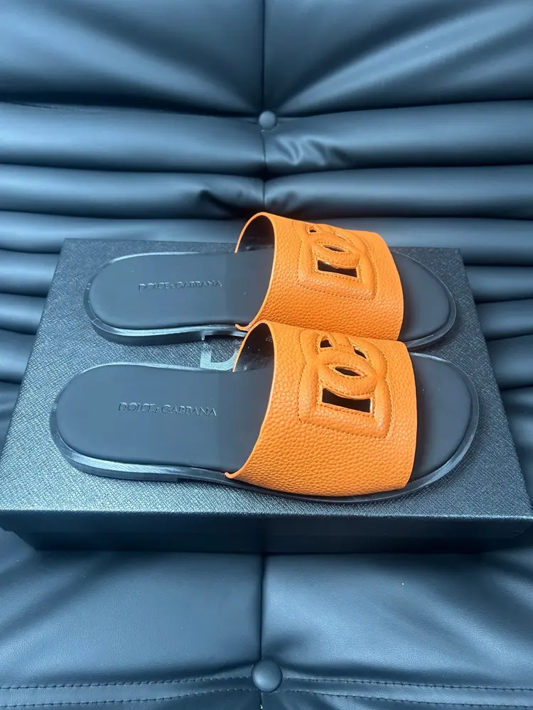 Dolce & Gabbana Logo Beach Slippers