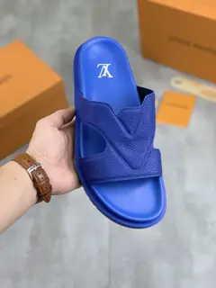 Louis Vuitton men’s slippers