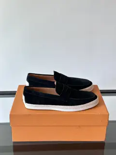 Tod’s Tod’s Men’s Loafers This loafer