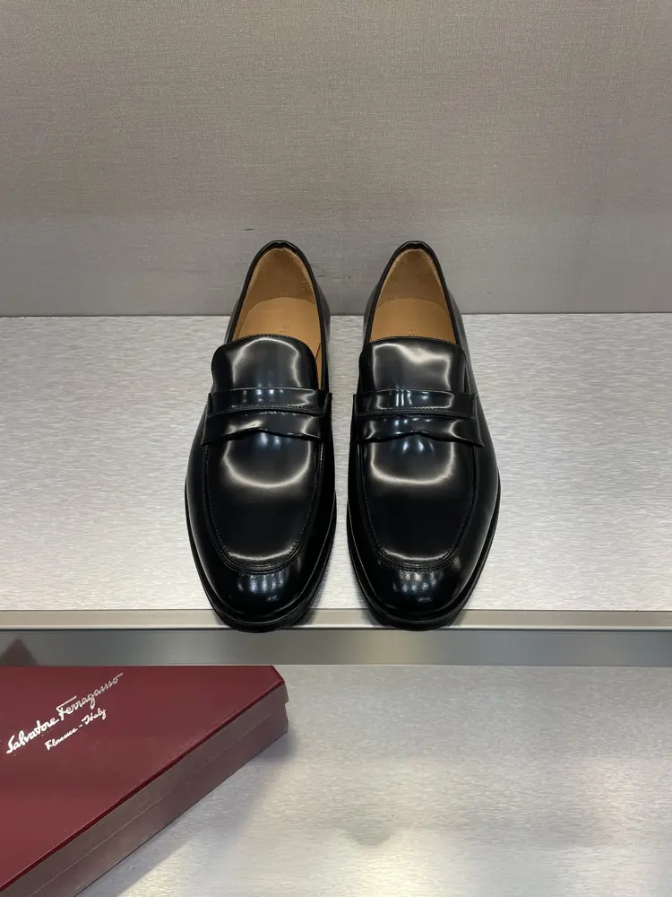 Salvatore Ferragamo Ferragamo Men’s Cowhide Loafers
