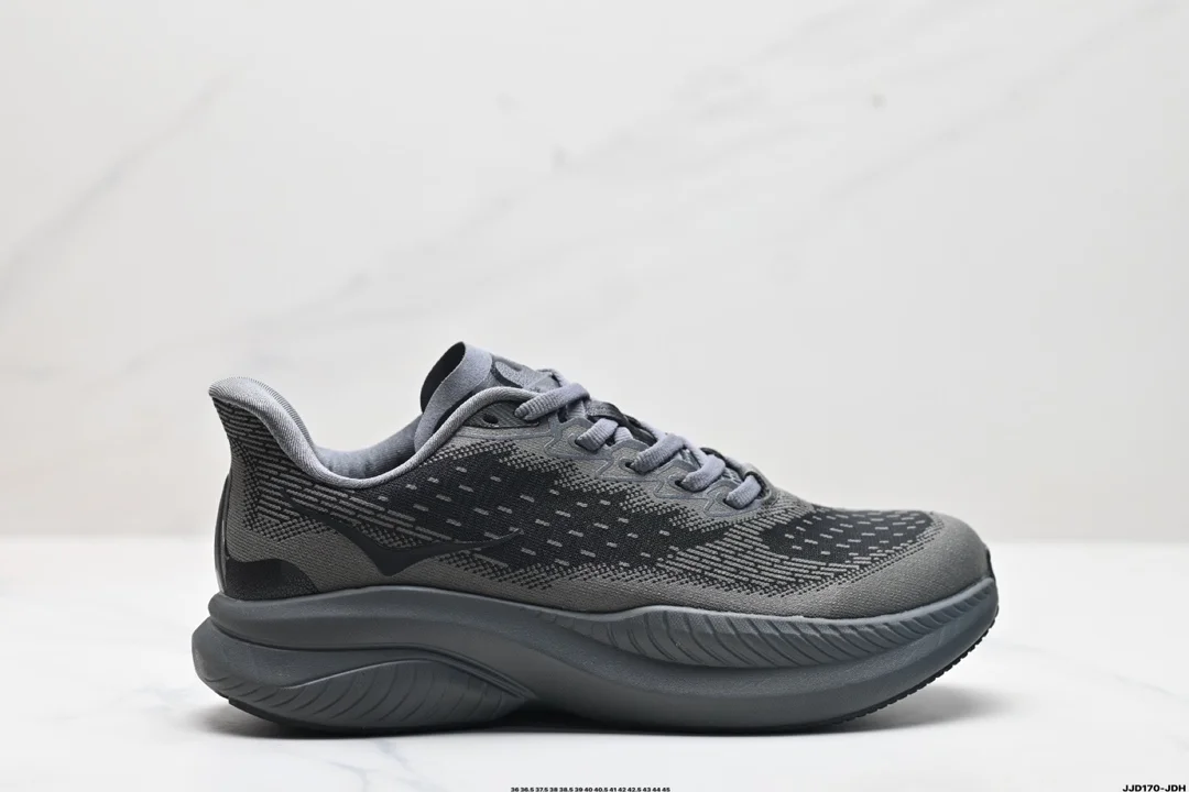 The HOKA brand comes from the Maori language of New Zealand. HOKA means earth 1147833