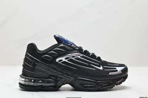Nike Air Max Plus is the representative of Nike’s alternative shoes. TN It was born in 1996 805050