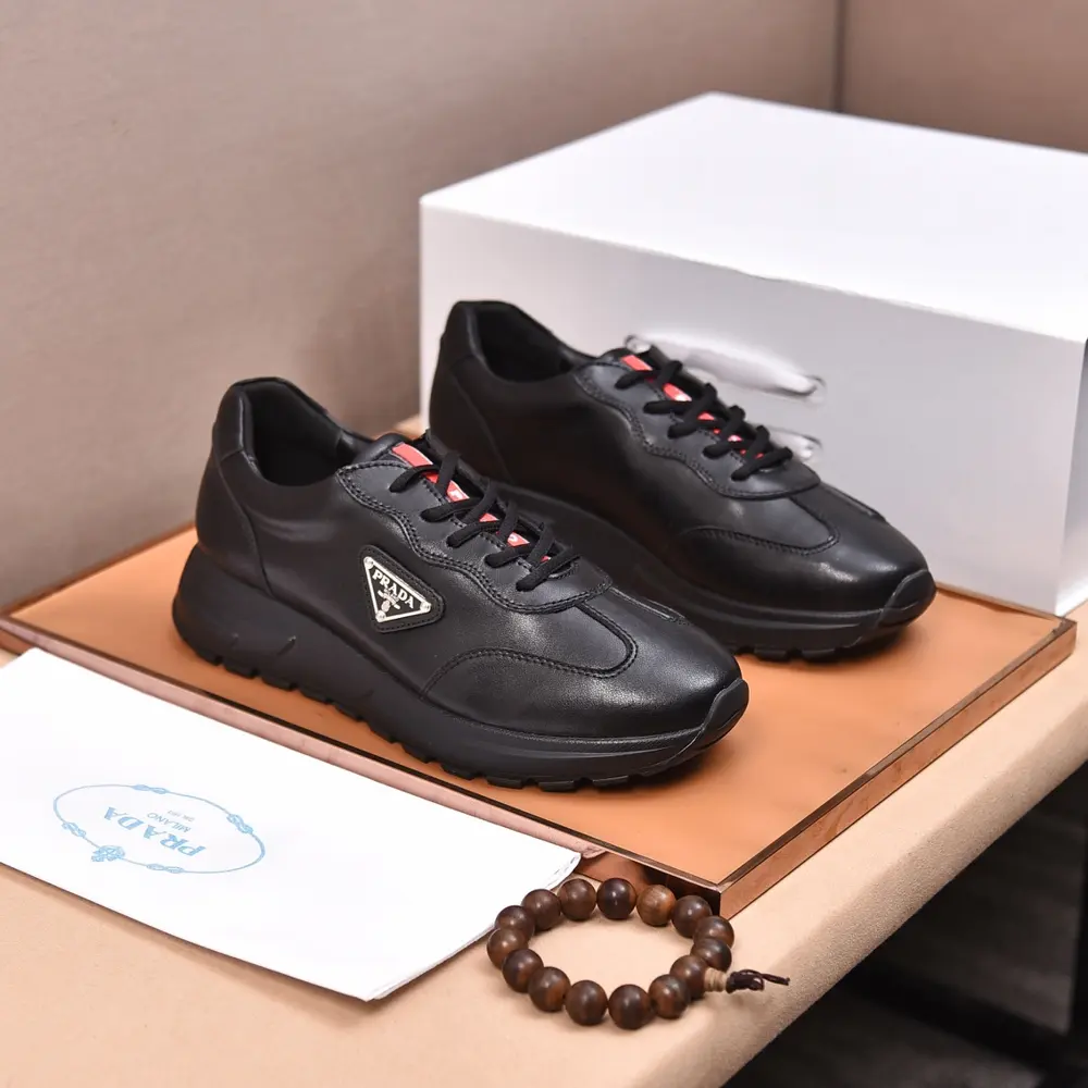 Prada casual sports shoes upper Italian imported calfskin breathable leather lining @