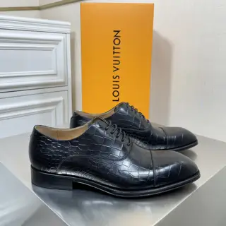 Louis Vuitton formal