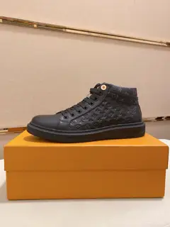 Louis Vuitton latest fashion casual shoes