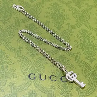 Gucci The latest Gucci necklace with a higher grade chain