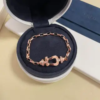 Fred half diamond horseshoe clasp bracelet