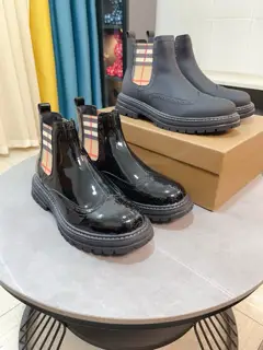 Burberry business casual short boots Synchronously launched in counters