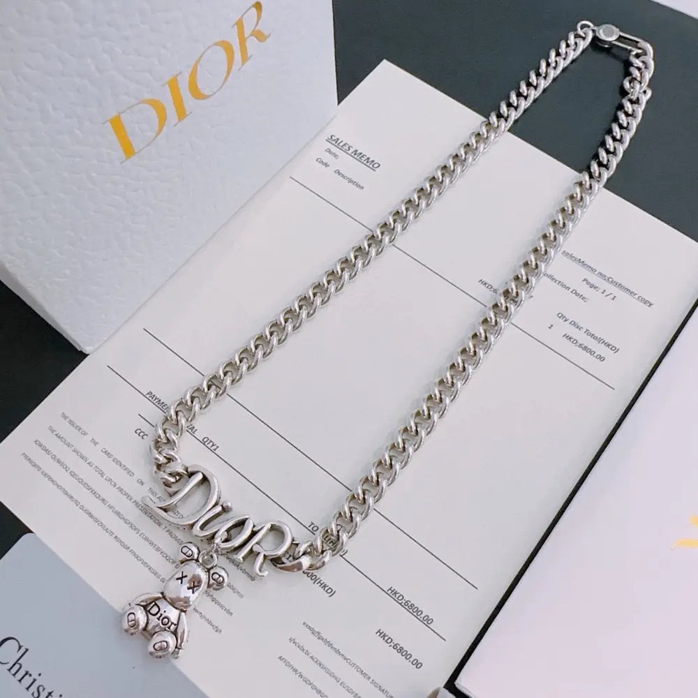 DIOR New Dior necklace Original goods New counter model Retro fashion essentials Both men