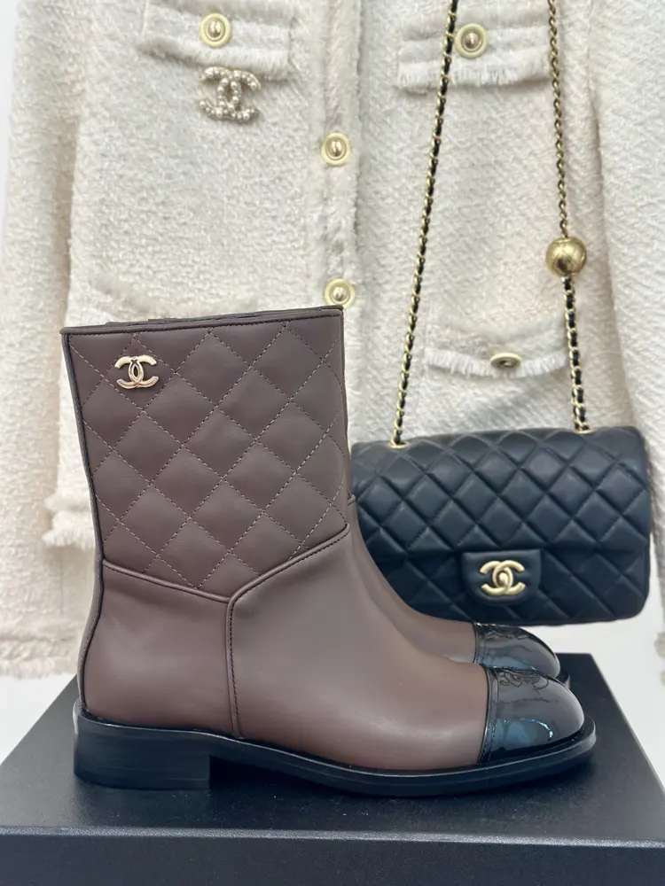 Chanel diamond color matching short boots