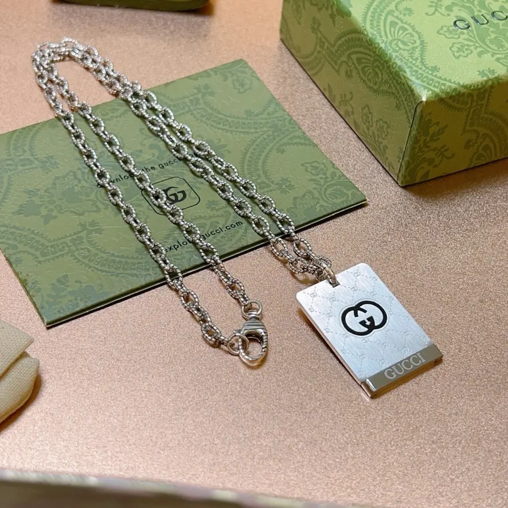 Gucci’s latest necklace