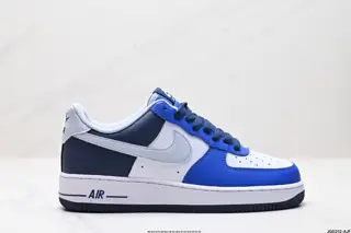 NIKE AIR FORCE 1’07 LV8 Sneakers FQ8825-100