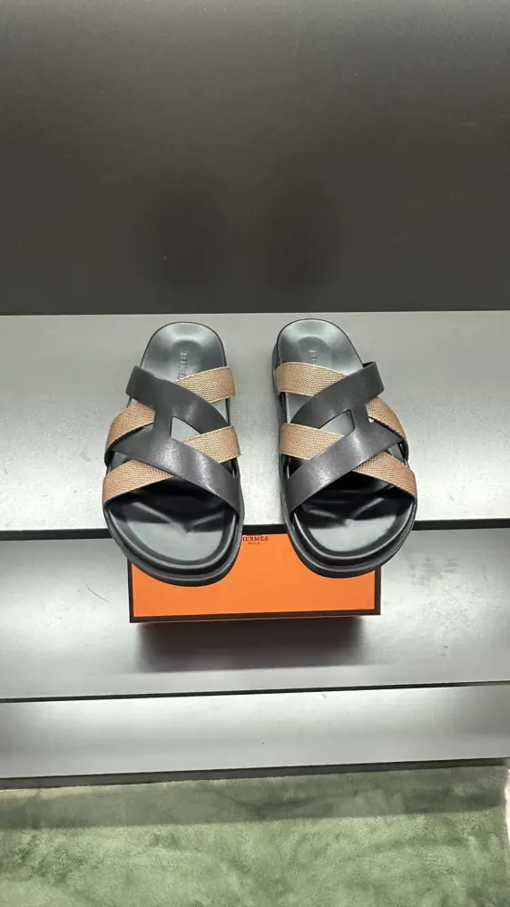 Hermès Bouncing sports slippers