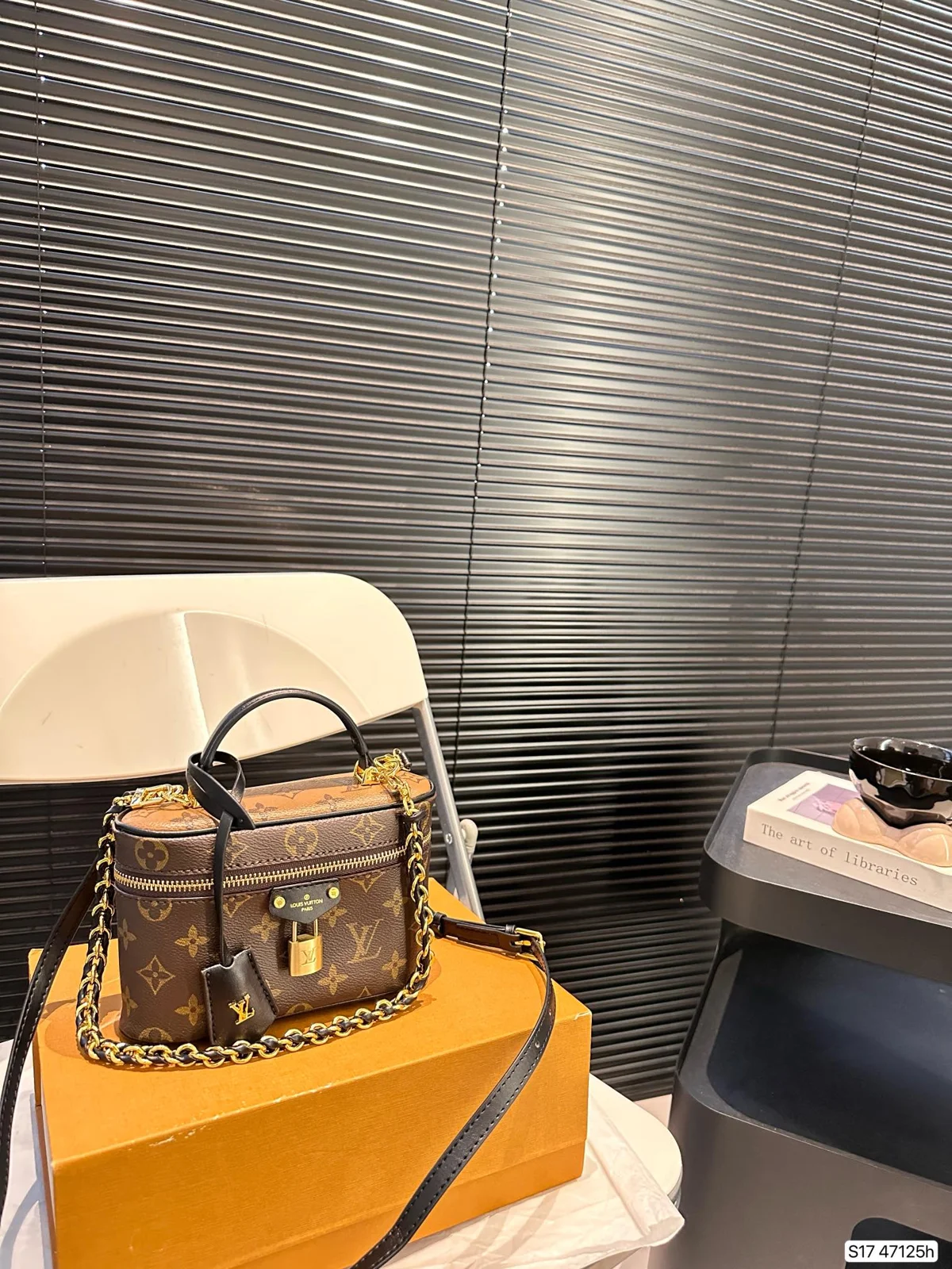 Louis Vuitton Bag 47125H