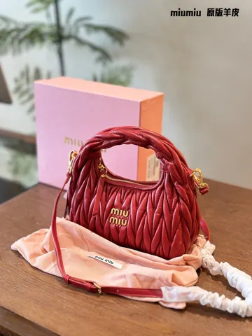 MiuMiu Hobo