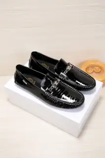 Versace The upper