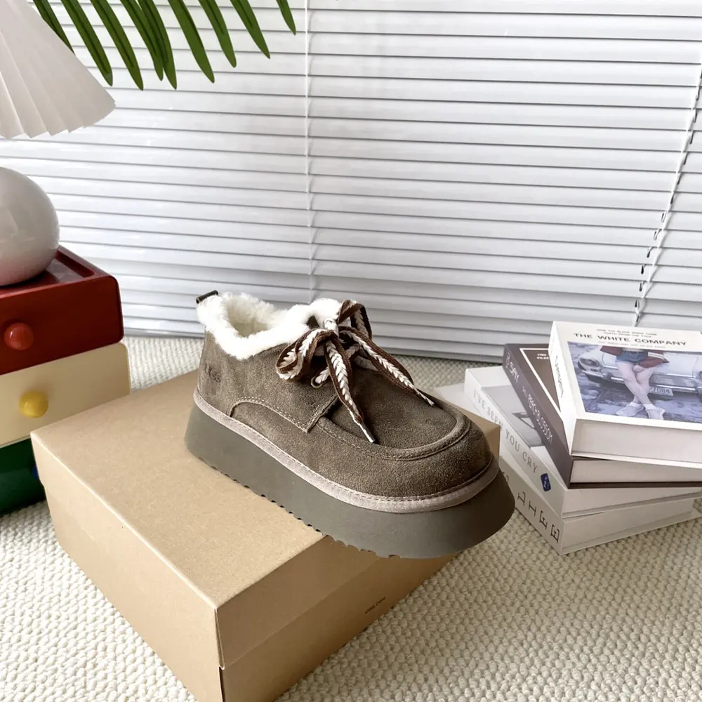 UGG thick-soled lace-up snow boots