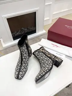 [Salvatore Ferragamo] Salvatore Ferragamo Chelsea boots