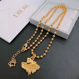 DIOR New Dior necklace Original goods New counter model