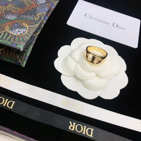 DIOR new CD ring