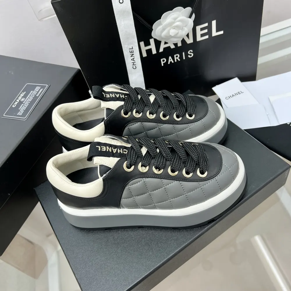 Chanel thick-soled high-heeled big-toe shoes