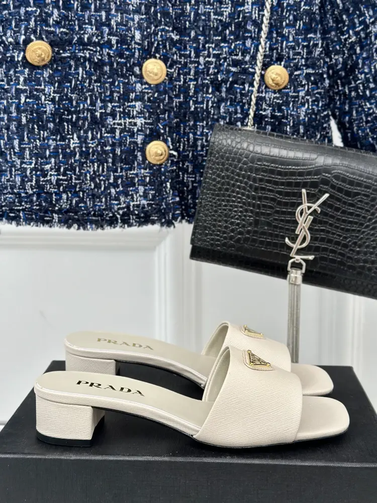 Prada triangle logo slippers series