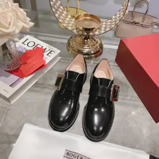 Roger Vivier new Chelsea shoes are comfortable to wear
