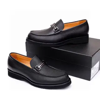 Prada leather business suit shoes are launched on the official website at the same time