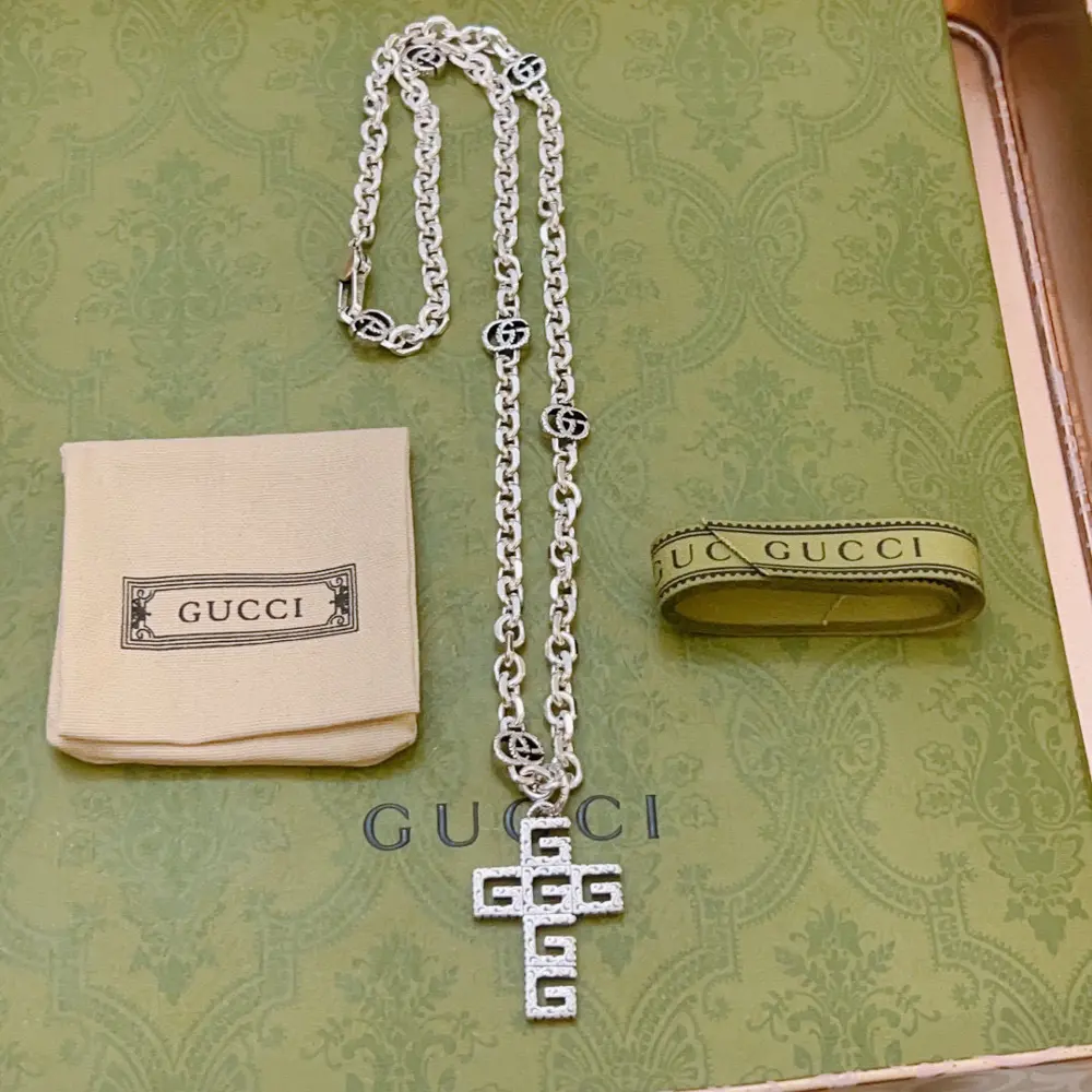 The latest Gucci necklace