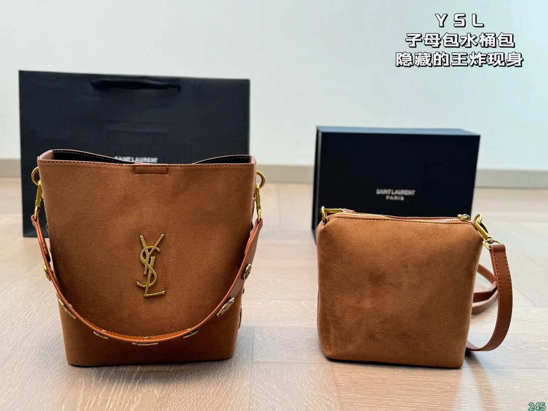 Yves Saint Laurent Tote